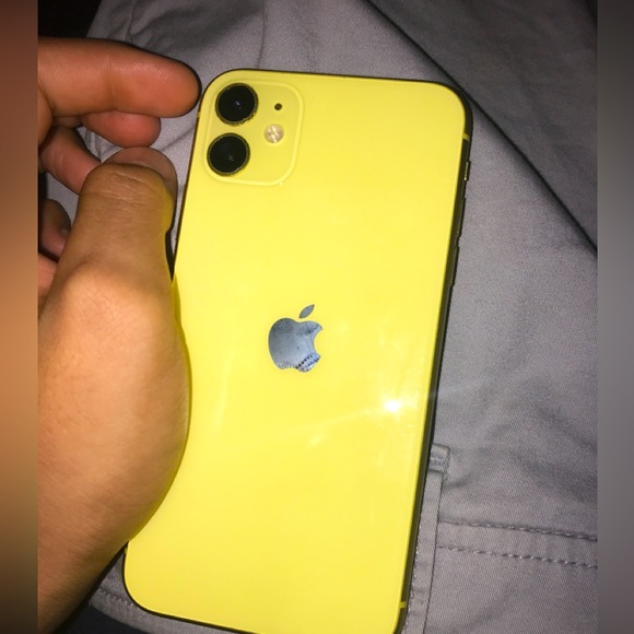 iPhone 11 good condition works no cracks work through any service providers